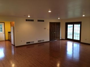 476A Huffs Church Rd, Alburtis, PA 18011