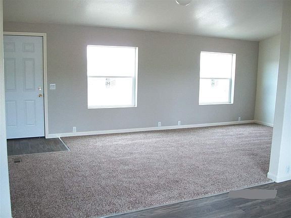 4th image of 4850 Osage Dr