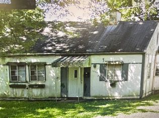 1417 SE Riverside Dr, Evansville, IN 47713