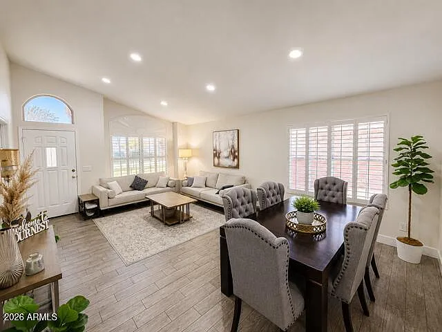 9854 W Irma Ln — Photo 8