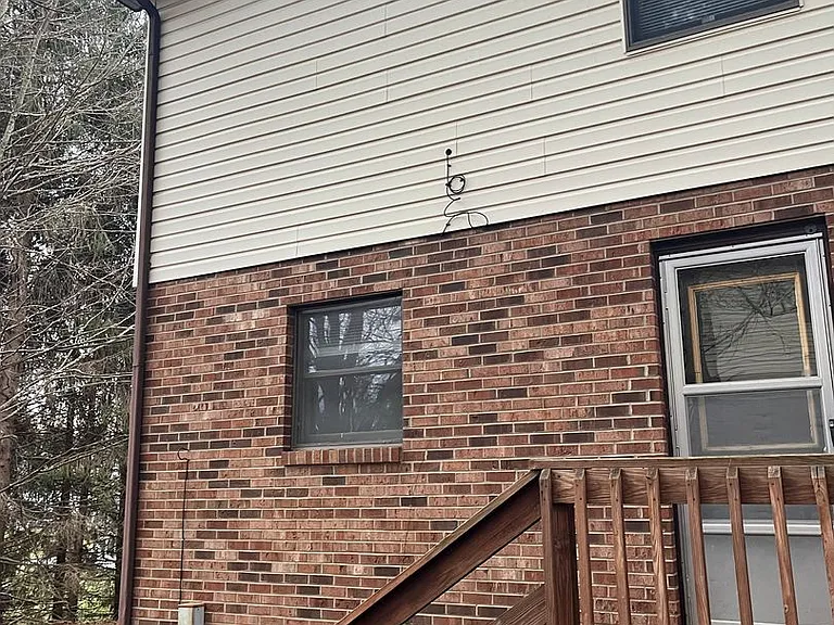 1477 Sandy Cir — Photo 35