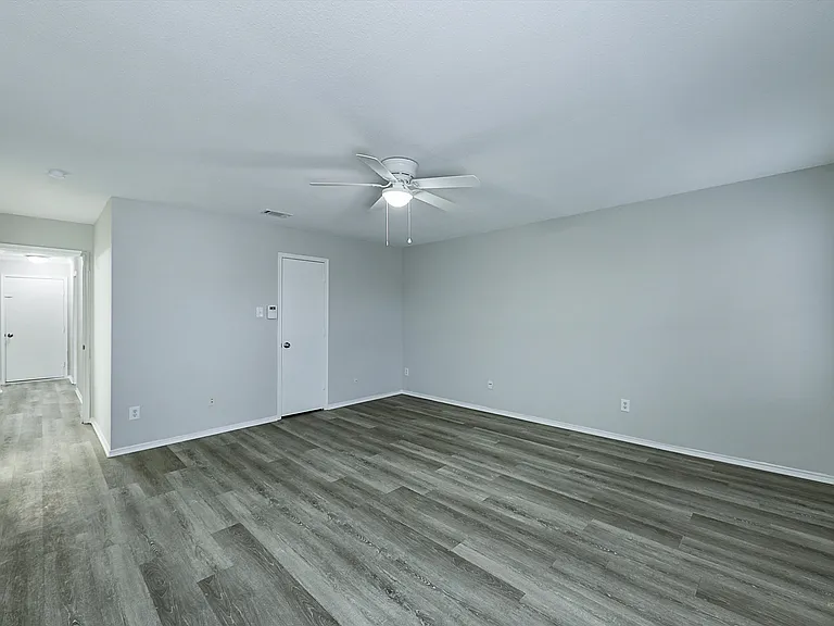 2508 Pecan Dr — Photo 9