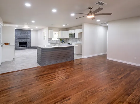 820 Vickie Dr, Azle, TX 76020