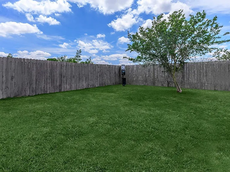 Eagles Landing — Photo 22