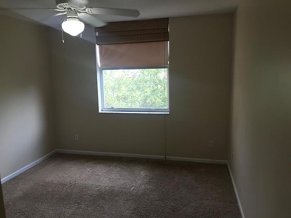 2nd image of 649 E Sheridan St APT 404