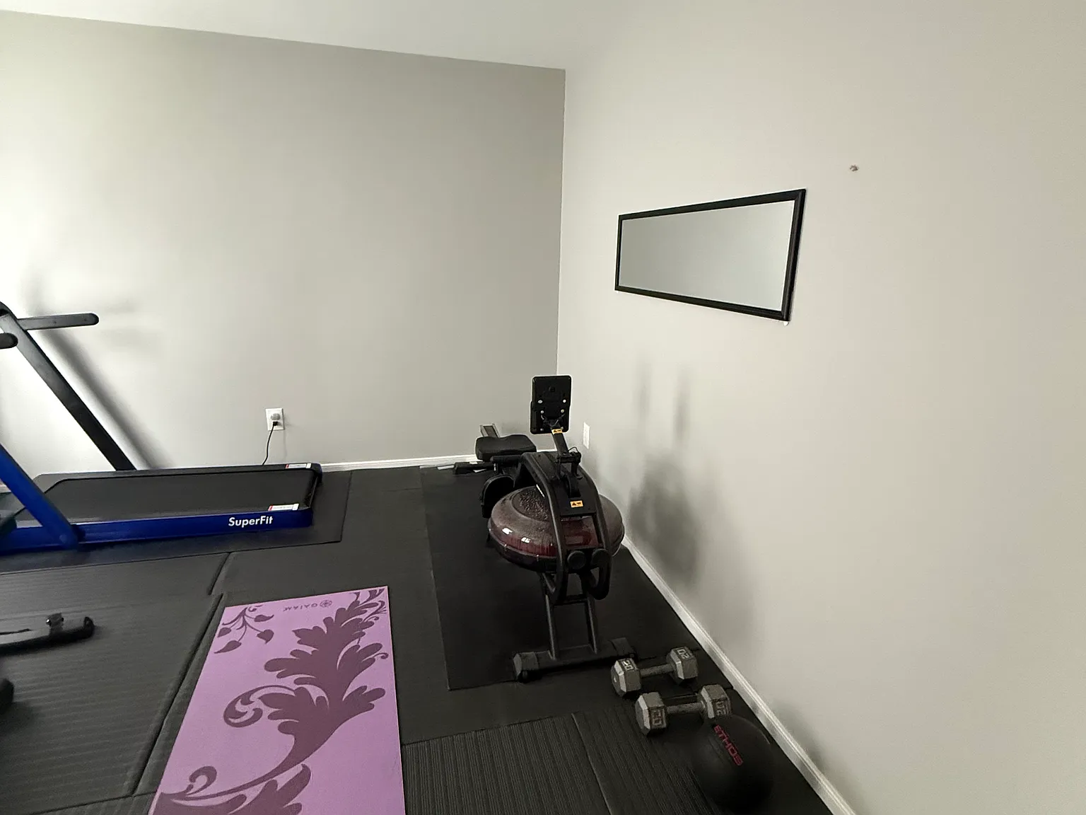 4 bed, 2360 sqft, $1,000 — Photo 3