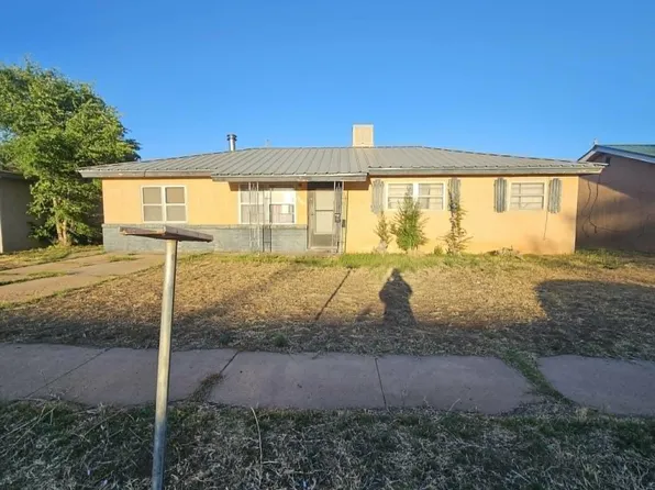 1013 Cypress St, Clovis, NM 88101