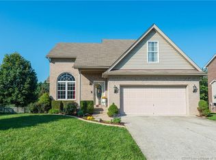 3110 Azalea Dr, New Albany, IN 47150