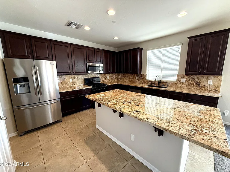9237 W Coolbrook Ave — Photo 5