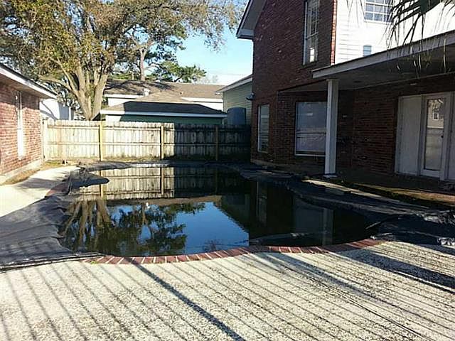 2nd image of 5551 Milne St