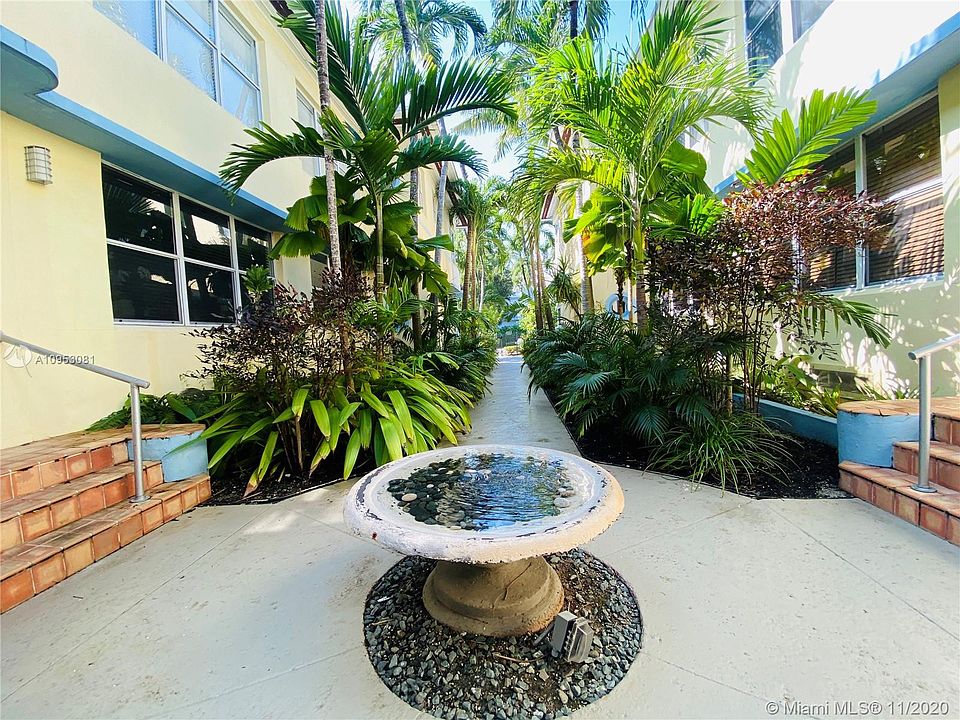 1st image of 1061 Euclid Ave #106