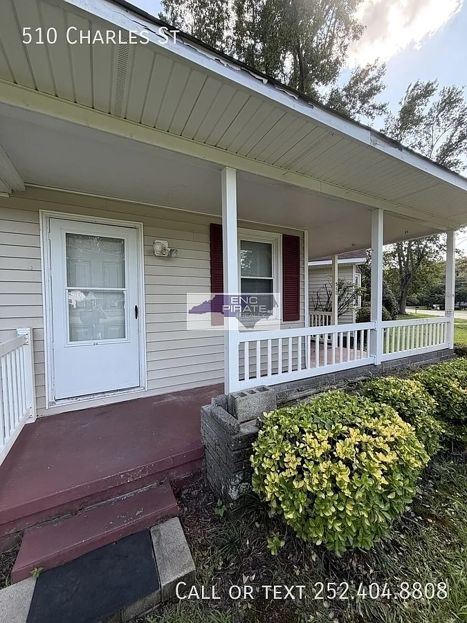 3 bed, 1310 sqft, $1,400 — Photo 4