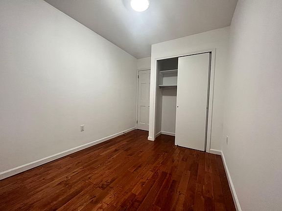 5th image of 4672 Utopia Pkwy Floor 1