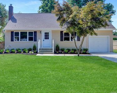 709 10th Street, West Babylon, NY, 11704