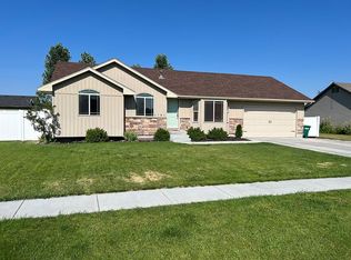 1151 N Portal Stone Dr, Idaho Falls, ID 83401