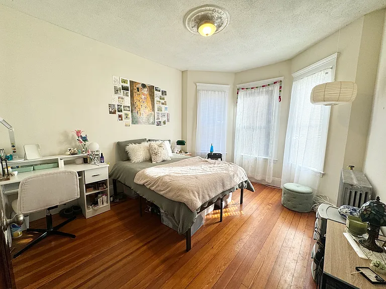 692 Columbia Rd #3L — Photo 6