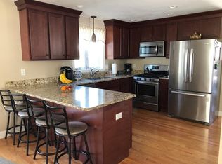 15 Conoyle St, Lowell, MA 01851