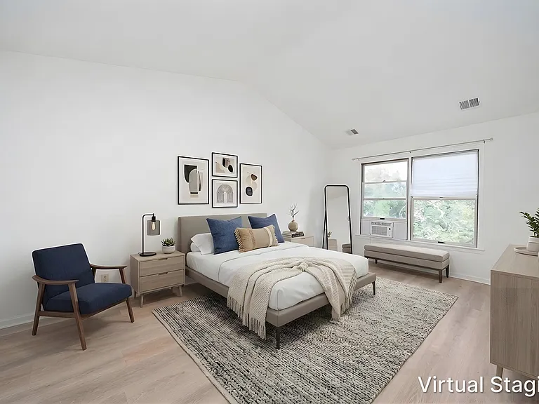 79 Sherman Pl #2 — Photo 15