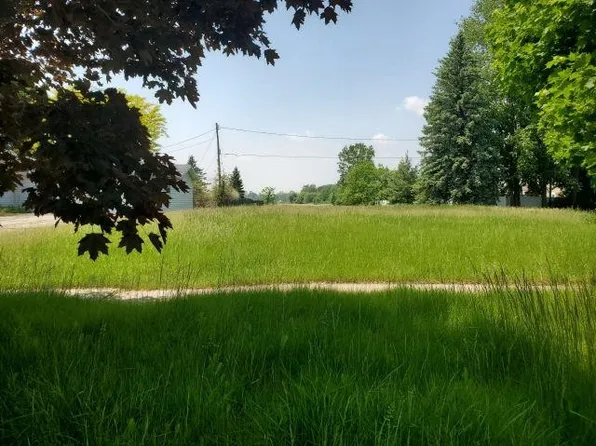 205 Court St N, Standish, MI 48658