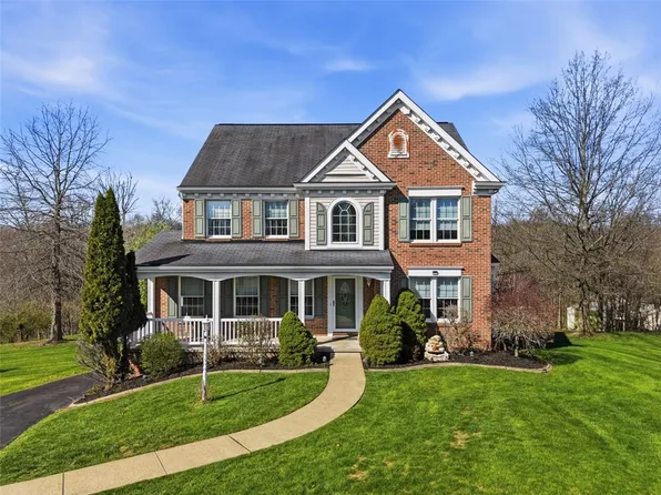 1044 Woodridge Dr N, Canonsburg, PA 15317