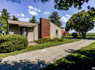 2300 North Rd, Edinburg, IL 62531