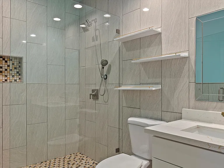 4812 Lake Washington Blvd NE — Photo 42