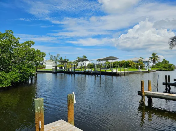 2581 Oleander St #24, Saint James City, FL 33956