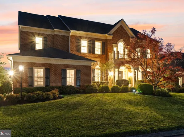 15698 Spyglass Hill Loop, Gainesville, VA 20155