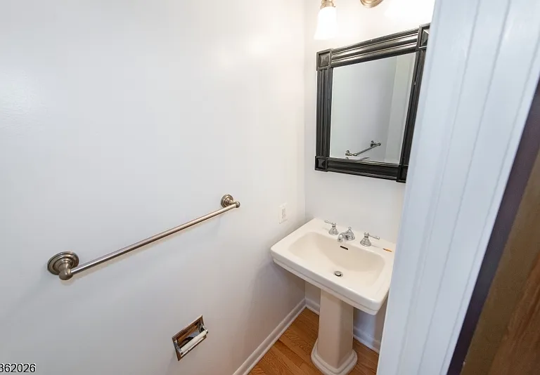 12 Liberty Ln — Photo 22