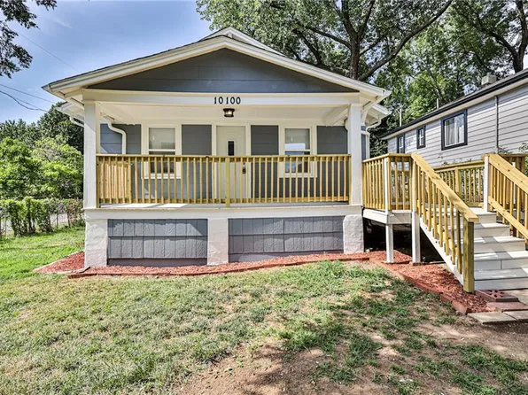 10100 E 11th St, Independence, MO 64053