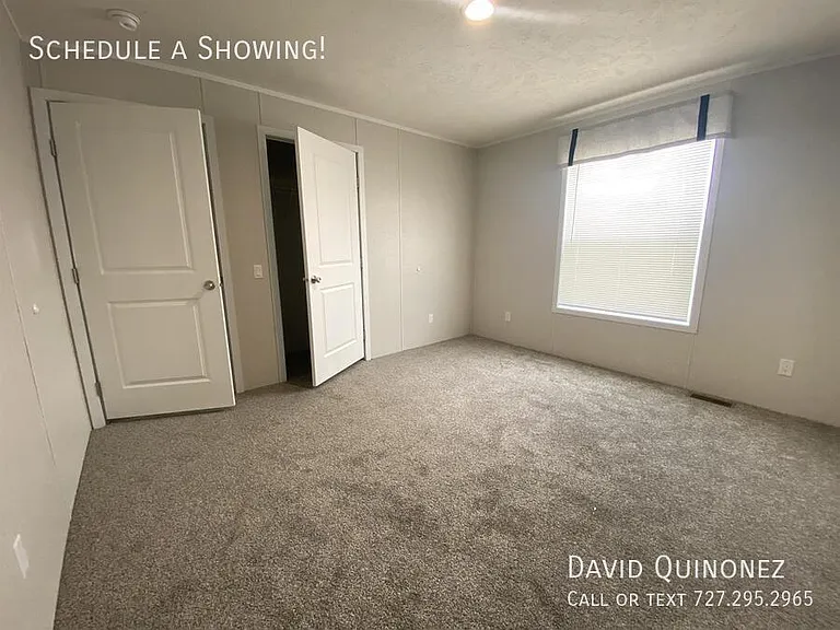 112 Murray Dr — Photo 8