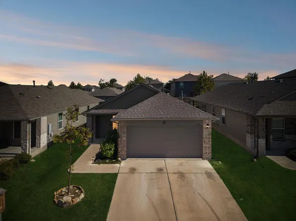 216 Dorchester Dr, Uhland, TX 78640