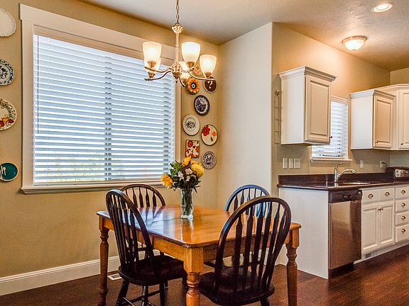 5th image of 10439 N Colonial Dr