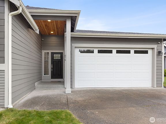 2nd image of 676 W Camas Court