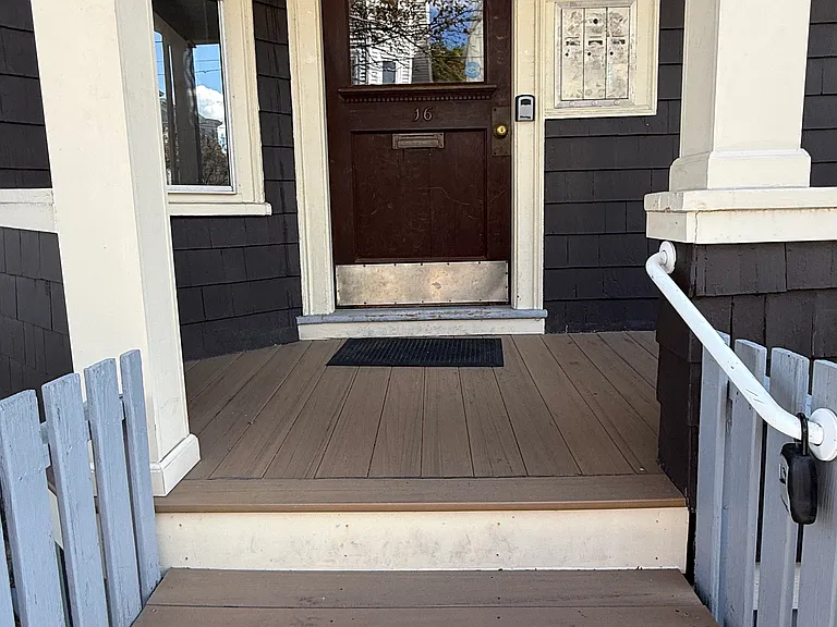 16 Raven St #3 — Photo 4