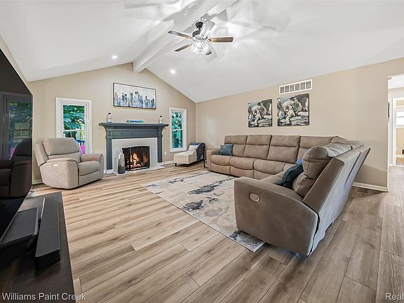 5th image of 57810 Roman Dr