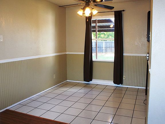 4th image of 2786 Oxford Ave