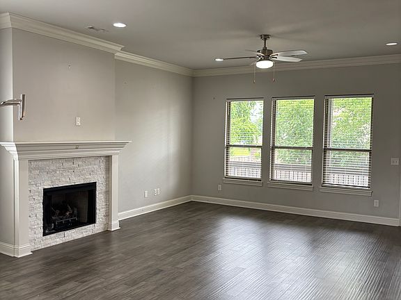 4th image of 2406 Nottingham Ave