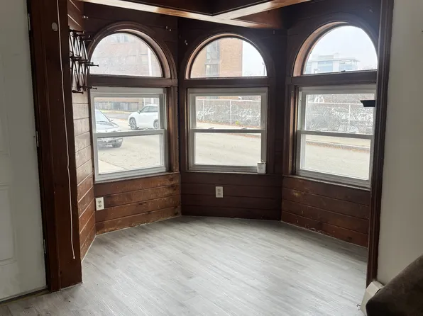 89 Emerson St #1-R, Haverhill, MA 01830