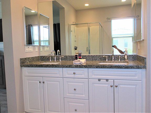 5th image of 961 Sea Glass Way