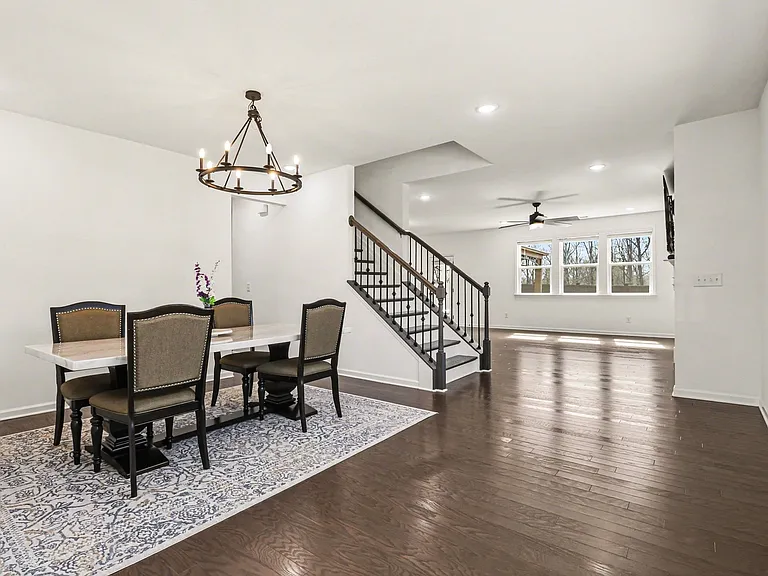 5510 Bower Pl — Photo 8