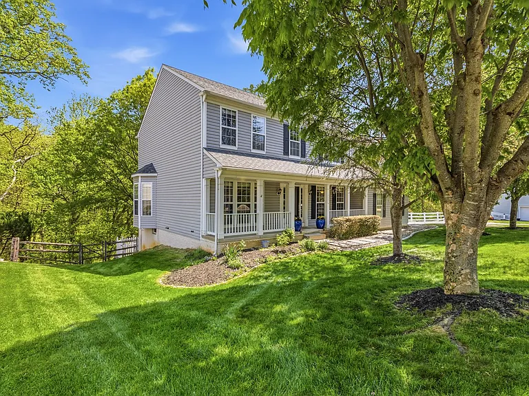 307 Winterthur Ln — Photo 2
