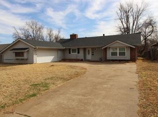 3400 Shadybrook Dr, Midwest City, OK 73110
