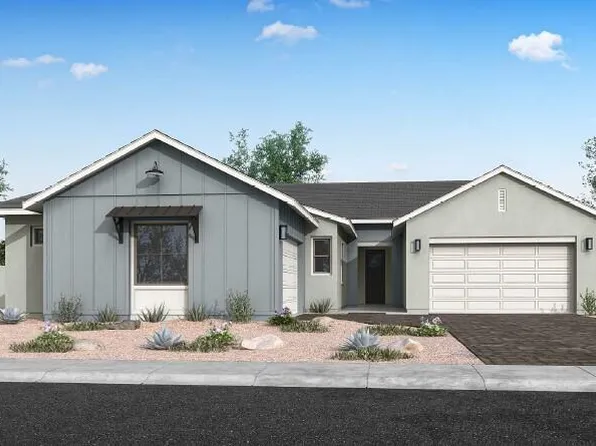 781 W J WALTZ Way, Apache Junction, AZ 85120