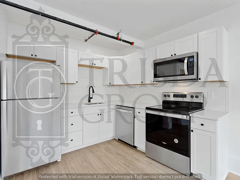 160 Southern Ave — Photo 13