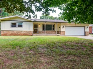 685 W Highland St, Springfield, MO 65807