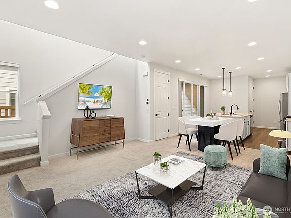 4th image of 13213 192nd Avenue E