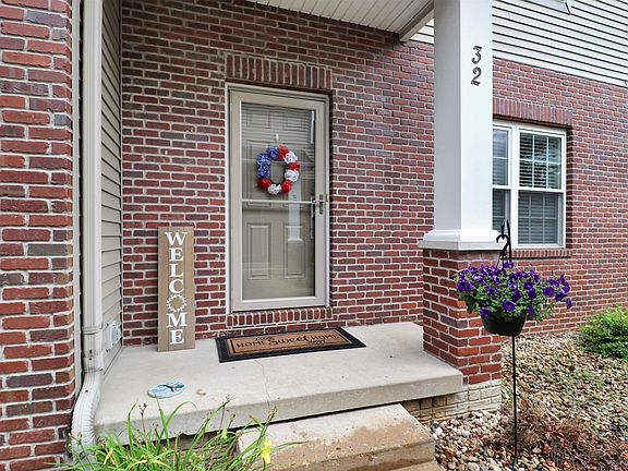 3rd image of 11217 N Oakwood Dr Unit 32