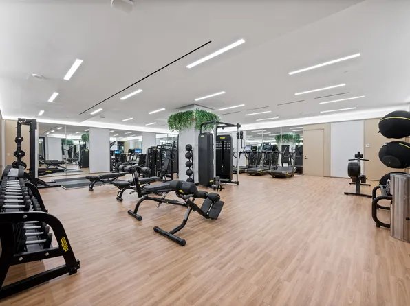 225 West 28th Street image 12 of 26