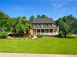 6910 Surrey Rd, Fayetteville, NC 28306